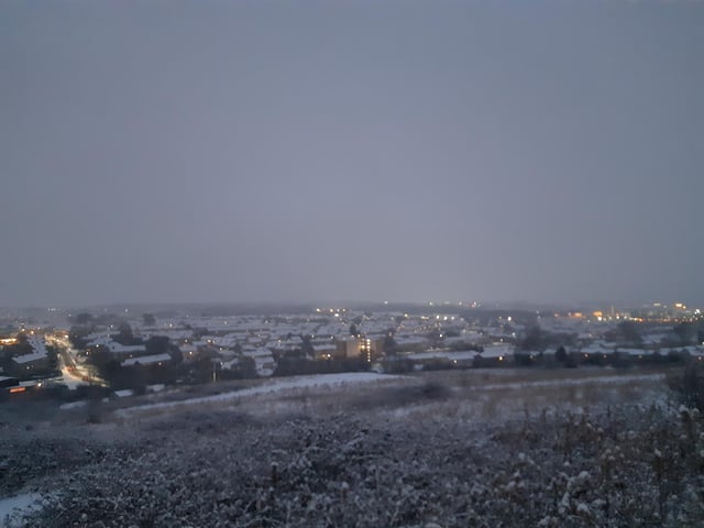 General views looking across Kirkcaldy