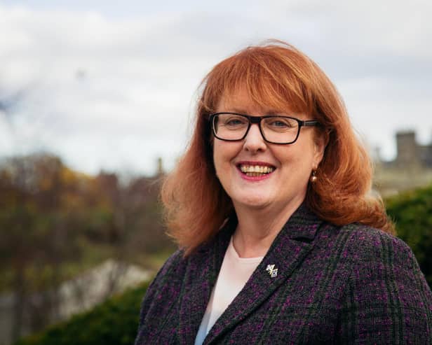 Deidre Brock