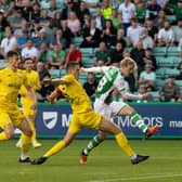 Ewan Henderson equalises for Hibs