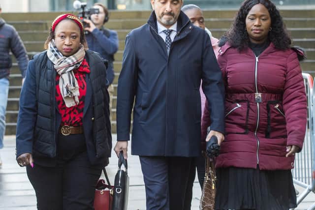 The family of Sheku Bayou with lawyer Aamer Anwar (centre). Mother Aminata Bayoh (left) and sister Kadi Johnson (right) approach court. Picture: Lisa Ferguson
The family of Sheku Bayou with lawyer Aaemr Anwar
l-r mum Aminata Bayoh, sister Kadi Johnson
For the first time the Inquiry will hear evidence from Sheku’s family members. Kadi Johnson, Sheku’s sister, is expected to give evidence from 10am tomorrow, 31st of January. The family believe the evidence heard tomorrow will be critical as to the role of Police Scotland and the PIRC in the immediate aftermath of Sheku Bayoh’s death.
HEARING 2 OF THE SHEKU BAYOH PUBLIC INQUIRY STARTS TUESDAY 31ST JANUARY 2022 LOOKING AT POLICE SCOTLAND’S POST INCIDENT MANAGEMENT