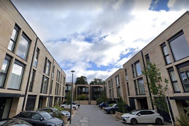 Fairholm Mews, Edinburgh, EH10. Average House Price 2017-2022 £1,127,000