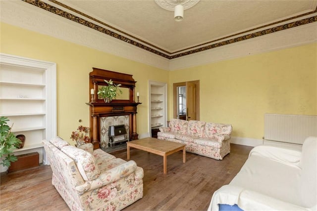 Sitting room.