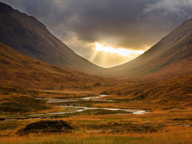 Glen Coe is a truly iconic Scottish location. Found in the Highlands, the world famous valley is a place of outstanding natural beauty, with waterfalls, mountains, and nearby Loch Leven. You can ski or snowboard at the resort here, bag a few munros, absorb the otherworldly scenery and wildlife, and visit Fort William and perhaps Ben Nevis, 20 minutes' drive away.