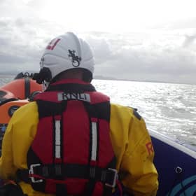 Lifeboats crews from both sides of the Forth were involved in the rescue (Pic: Kinghorn RNLI)