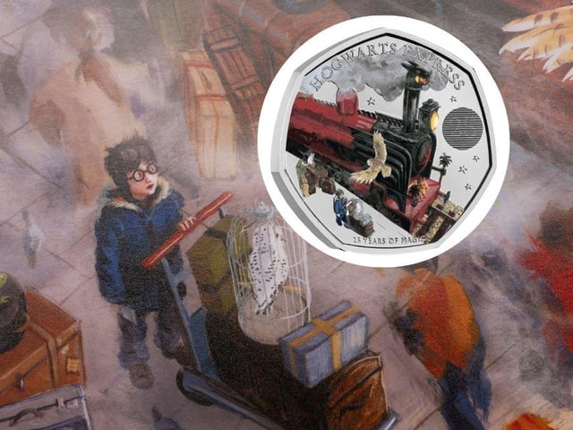 Harry Potter themed coins featuring the Hogwarts Express have been launched by the Royal Mint.