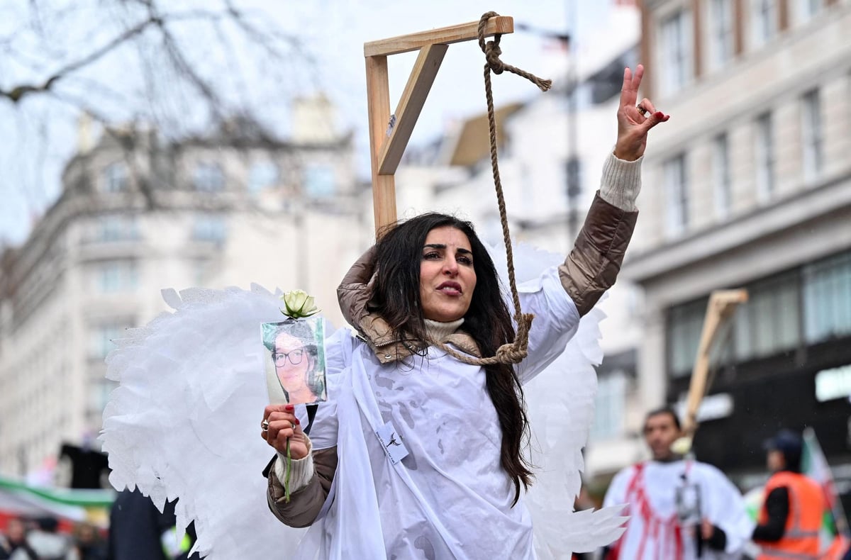 Amid protests against Iran's fascist regime, Ireland must not re-open its embassy in Tehran – Struan Stevenson