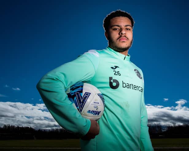 CJ Egan-Riley is hoping to make his mark at Burnley after his loan spell with Hibs. (Photo by Ross Parker / SNS Group)