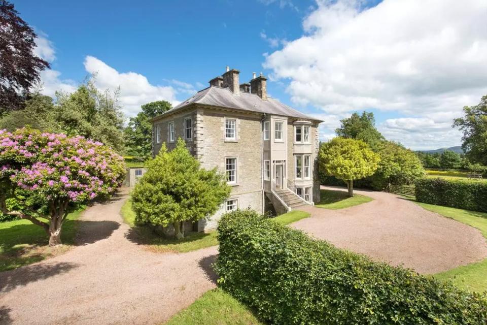 Take a look at these ‘cheap’ Scottish mansions all on the market for less than £1 million