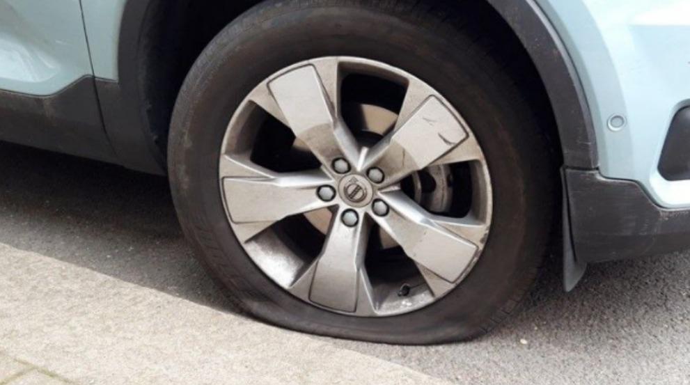 50 vehicles get tyres deflated in Glasgow as 'Deflationists' target ...