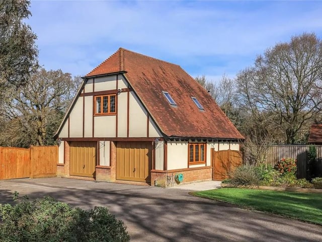 This five bed home in Hook Park Road, Warsash is on the market for £2.85m. It is listed on Zoopla by Charters