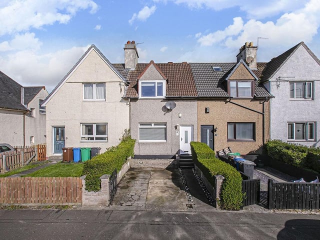 Selling agent: Morgans. Price: Offers over £139,500 Status: Under Offer. Rounding up the top ten most viewed properties is this charming two-bedroom mid-terrace villa in Rosyth. ESPC calls it “an ideal first-time buyer pick, this well-maintained home features a modern kitchen with patio doors leading to a generous enclosed garden, perfect for pets or children.”