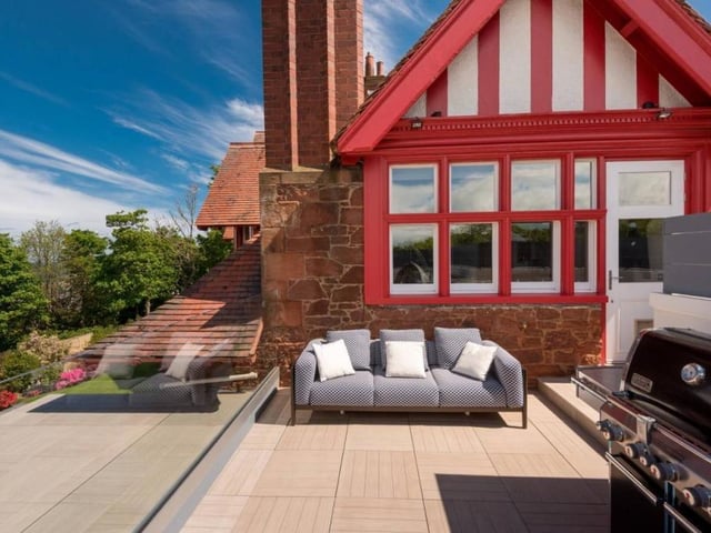 Roof terrace.