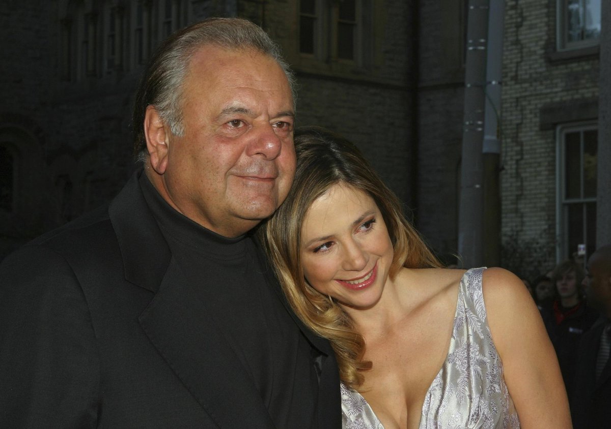 Tributes to Goodfellas star Paul Sorvino who appeared in a string of Mafia mobster movies