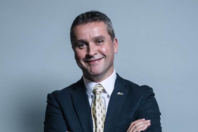 Angus MacNeil