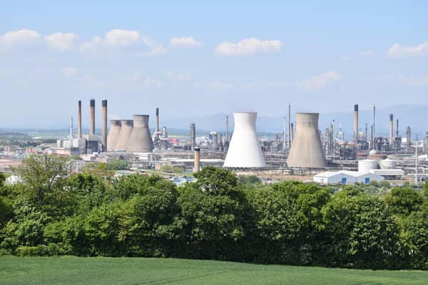 Petrochemical giant Ineos is inviting tenders to build a new power plant at its Grangemouth site that will run on hydrogen and include carbon capture technology technology