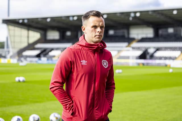 Lawrence Shankland came close to rescuing a point for Hearts right at the death against St Mirren.