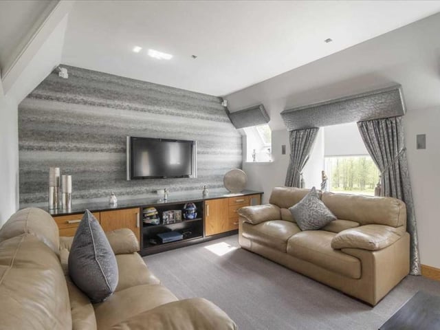 Master bedroom sitting area.