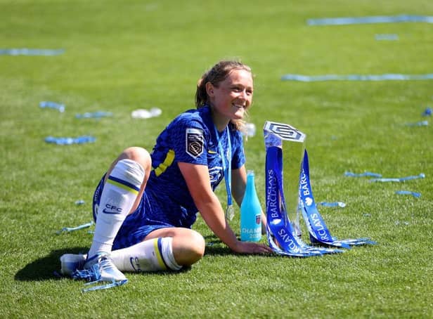 Erin Cuthbert of Scotland and Chelsea poses with the Barclays Women's Super League trophy  (Photo by Catherine Ivill/Getty Images)