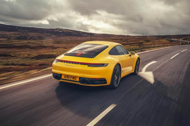 Porsche 911 Carrera 4S