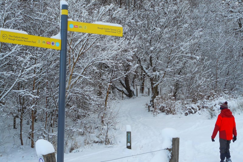 Snow on signpost. Picture: Lynne Bell
