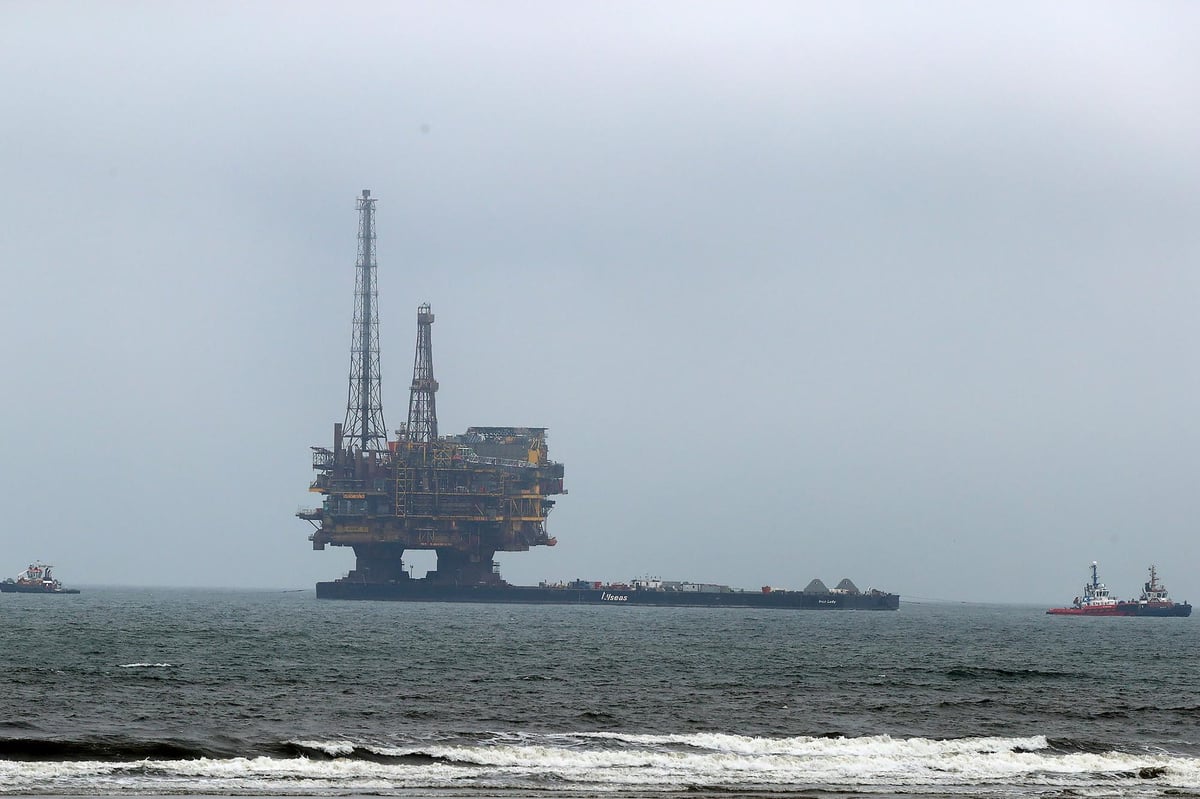 Nine out 10 Scots say all oil and gas used in Scotland should come from domestic resources, survey finds