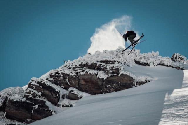 A still from Arlberg Effekt, by Timm Schröder, Daniel Bear: