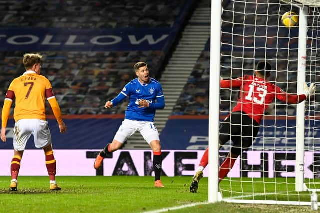 Cedric Itten scores to put Rangers 2-1 in front. Picture: SNS