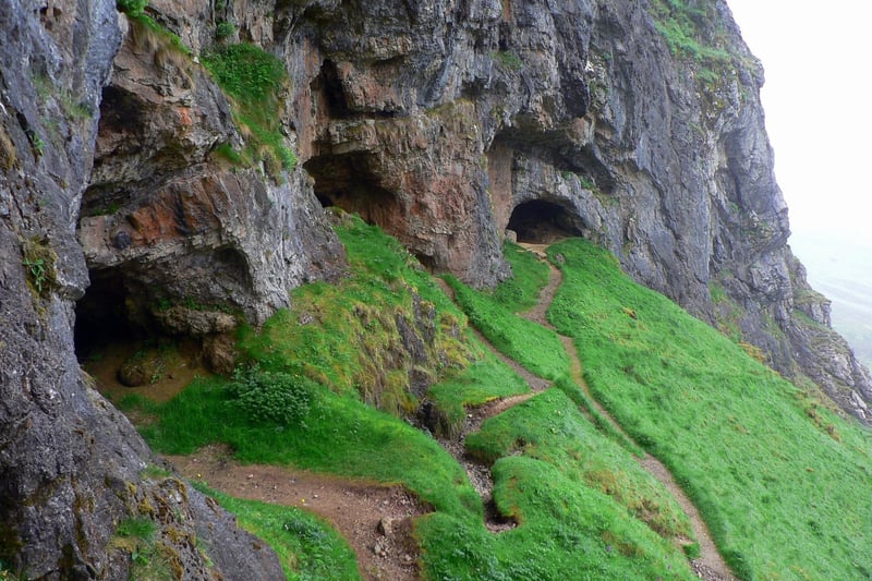 These natural caves are embedded into a high limestone cliff located four kilometres away from the Inchnadamph hamlet in Sutherland. The name ‘Inchnadamph’ is an anglicisation of the Scottish Gaelic ‘Innis nan Damh’ which translates to ‘meadow of the stags’. The caves’ contents reflect the rich diversity of animals which once existed in Scotland. According to Hidden Scotland “their insides are rich with relics and fossils from millennia past, including polar bears, reindeer, arctic fox and Eurasian Lynx.”