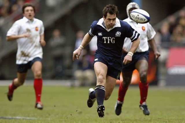Kenny Logan has experience of taking on the French in a Scotland shirt.