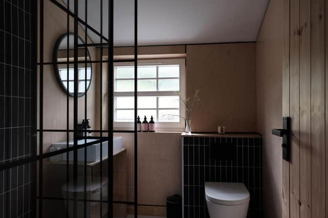 Ballintaggart Farmhouse bathroom