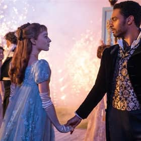 Phoebe Dynevor as Daphne Bridgerton and Regé-Jean Page as Simon Basset in a scene from Bridgerton. (Liam Daniel / Netflix)