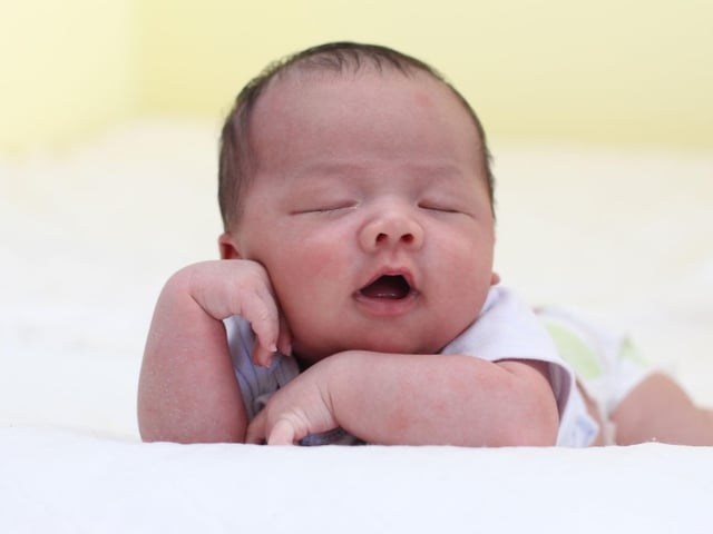 Harris was the 5th most popular name for a baby boy last year - there were 273 babies with this name registered.