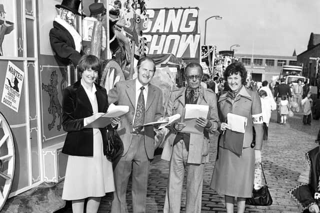 Wendy Jones, far right, with fellow Evening News Festival Cavalcade floats judges Mrs G Nimmo, Evening News news editor Ian Nimmo and musician Larry Adler in August 1977 (Picture: TSPL)