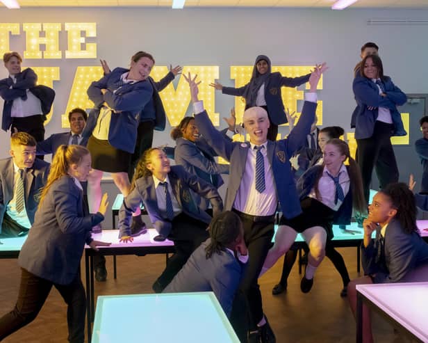 Everybody's Talking About Jamie. Pictured: Max Harwood as Jamie New and supporting cast