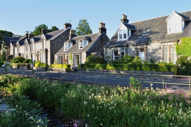 Clackmannanshire is a council area and historic county in east-central Scotland which includes postcard-worthy villages like Dollar, an average new build here costs £226,560.53.