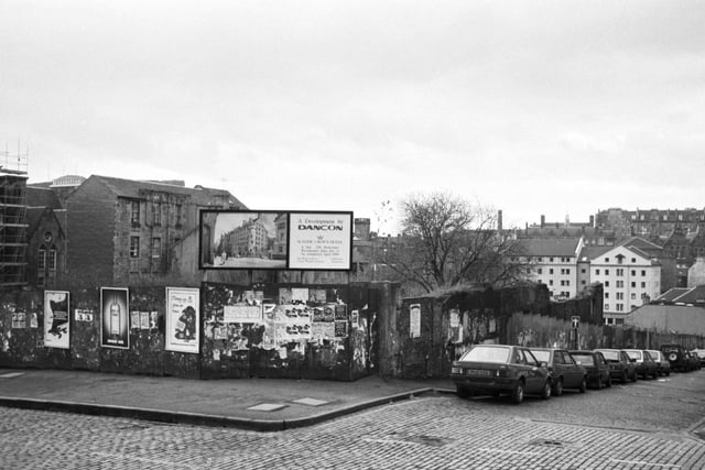 In December 1988, the Niddry Street/High Street gap-site was confirmed as the location for a new Edinburgh hotel (then called the Scandic Crown), which is now known as the Crowne Plaza. 