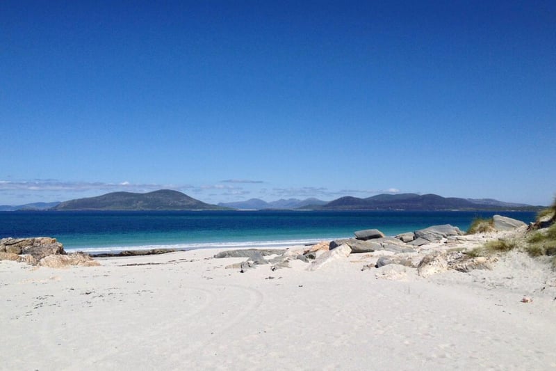 Like long walks along the beach? Then this beach is for you as it boasts a three-mile stretch of enchanting white sands. What makes the scenery even more impressive are the famous mountains of Harris that can be seen in the background. In 2021, Lonely Planet listed this “divine” beach on its Top 20 in Europe list.