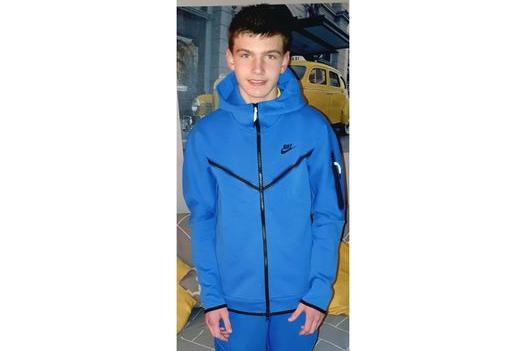 Justin McLaughlin: Murder inquiry launched after death of 14-year-old boy in Glasgow Justin McLaughlin: Murder inquiry launched after death of 14-year-old boy in Glasgow