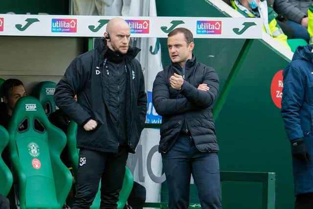 Hibs manager Shaun Maloney with coach David Gray. (Photo by Ross Parker / SNS Group)
