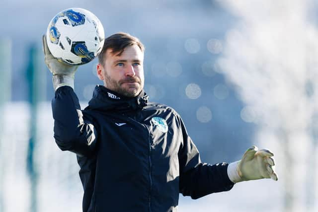 David Marshall and his Hibs team-mates will be looking to defeat Aberdeen on Sunday.