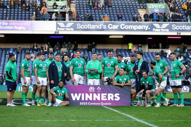 Johnny Sexton of Ireland lifts the Centenary Quaich as players of pose for a team photograph after victory during the Six Nations Rugby match between Scotland and Ireland at Murrayfield Stadium on March 12, 2023 in Edinburgh, Scotland. (Photo by David Rogers/Getty Images)