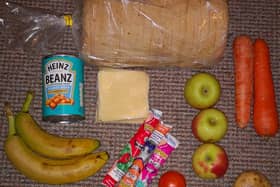 The image of a food parcel shared on Twitter by Roadside Mum.