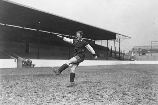 August 1921:  West Ham United Football Club player, Syd Puddefoot, trains at Upton Park six months before his world-record transfer. (Photo by Topical Press Agency/Getty Images)