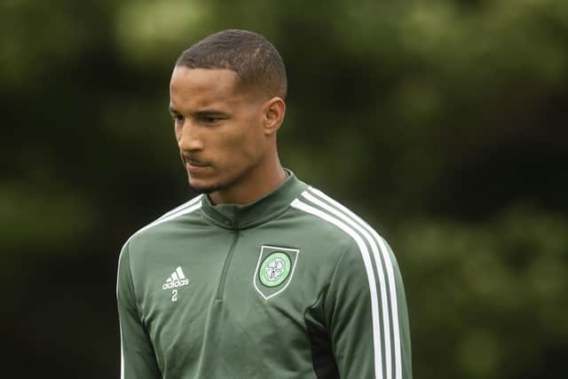 Christopher Jullien has penned a three-year deal with Montpellier.