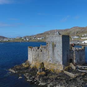 Kisimul Castle stands on a rocky islet in a bay just off the coast of Barra; you can only access it via boat ride. The name ‘Kisimul’ is said to come from the castle’s Gaelic and Nordic heritage - the Gaelic name ‘Caisteal Chiosmuil’ means ‘castle of the rock of the small bay’.