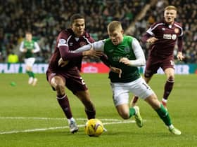 Chris Mueller showed a desire to make things happen for Hibs.  (Photo by Ross Parker / SNS Group)