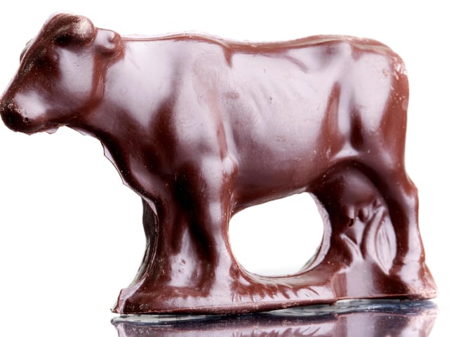 Based in the Highland capital of Scotland, The Chocolate Place produces delicious Artisan chocolates. All of their chocolates are gluten and egg free, and their dark chocolate is also totally dairy free, making this a perfect choice for Vegan chocolate lovers. Their selection of salted caramels and chocolate marzipans are particularly popular choices. (Website: https://www.thechocolateplace.co.uk/)