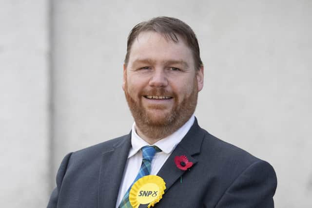 Owen Thompson is standing in Midlothian.