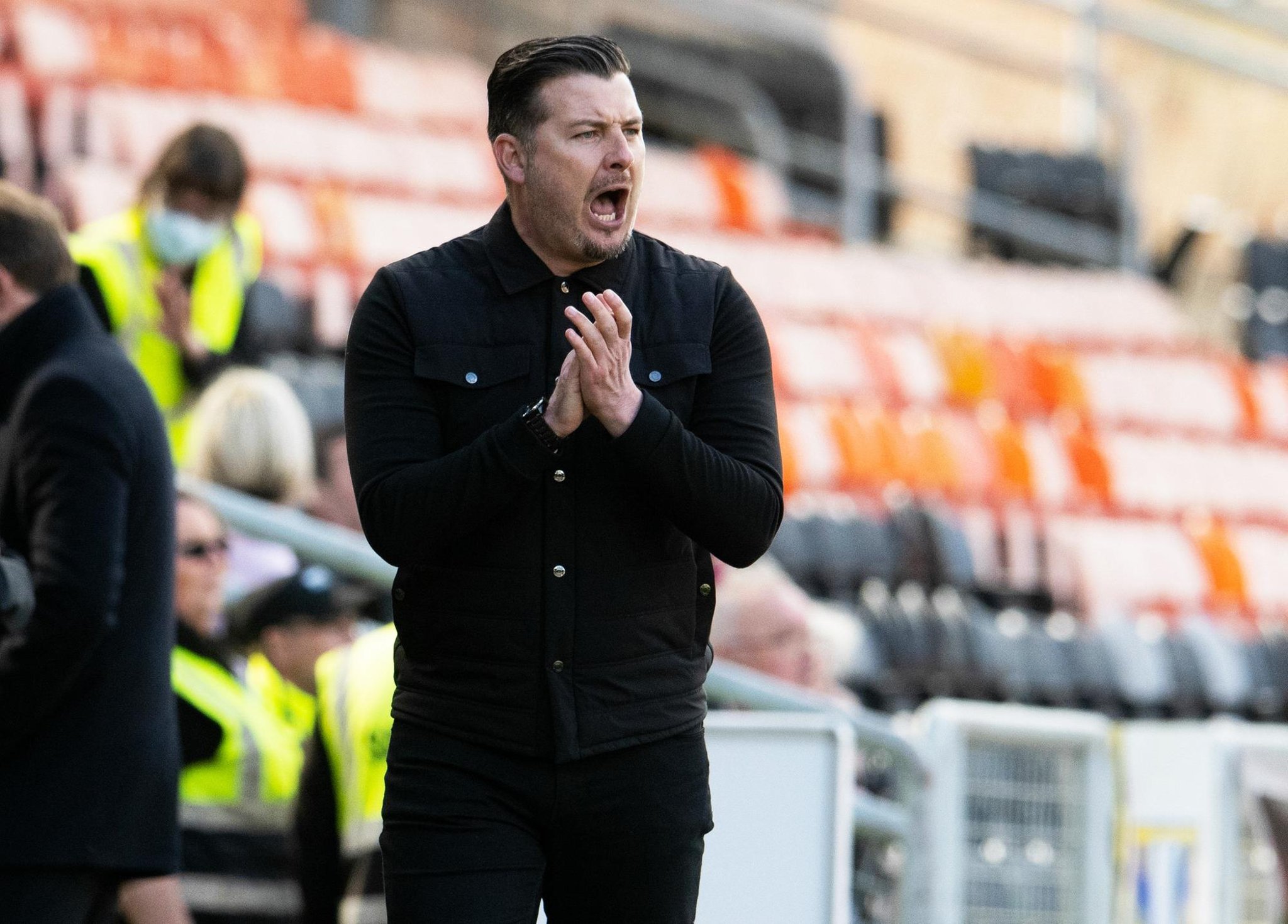 Dundee United boss Tam Courts ponders 'million-dollar question' as he bemoans 'recurring themes'