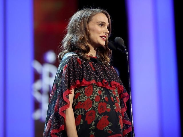Natalie Portman takes the lead role in Jackie, a role which saw her scoop the Best Actress award at The 22nd Annual Critics' Choice Awards.